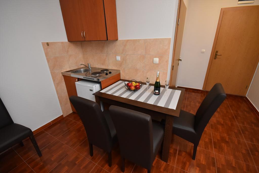 Apartmani Bozinovic Herceg Novi Esterno foto