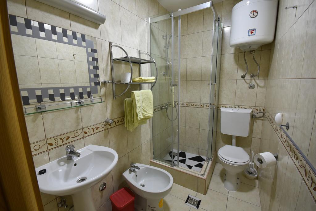 Apartmani Bozinovic Herceg Novi Esterno foto