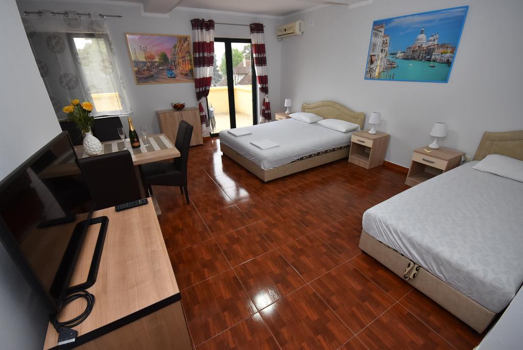Apartmani Bozinovic Herceg Novi Esterno foto
