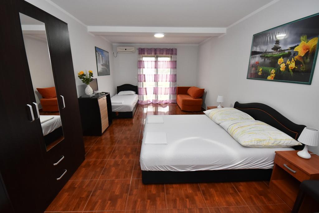 Apartmani Bozinovic Herceg Novi Esterno foto