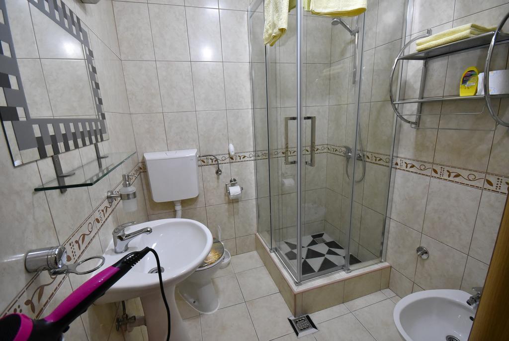 Apartmani Bozinovic Herceg Novi Esterno foto