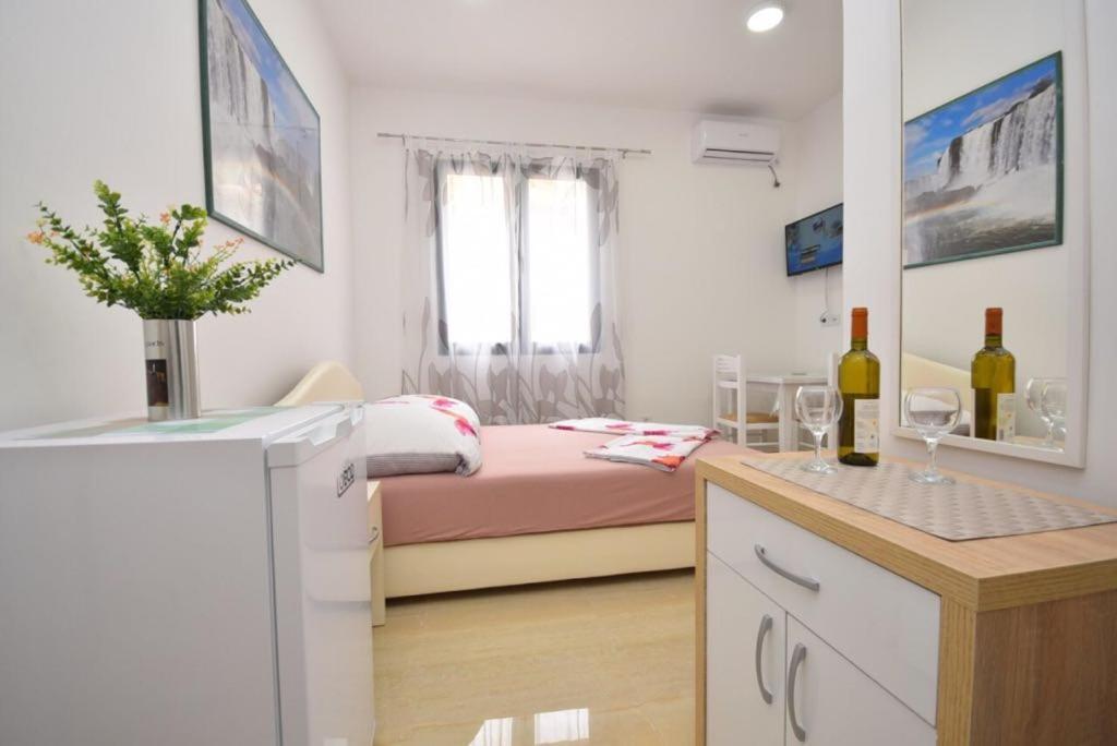 Apartmani Bozinovic Herceg Novi Esterno foto